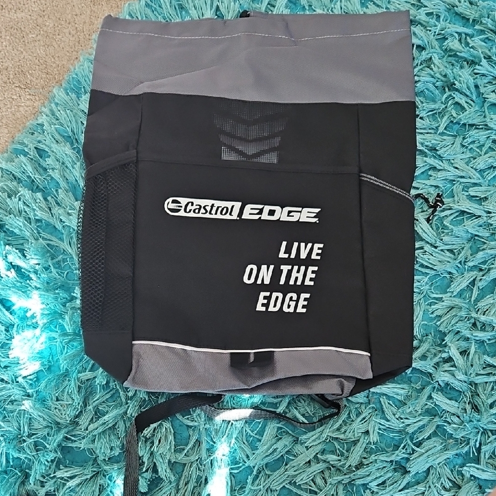 nwt 20 x 15 black/ gray castrol edge cinch backpack